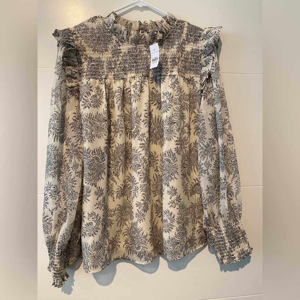 NWT Ann Taylor Blouse, Size Large